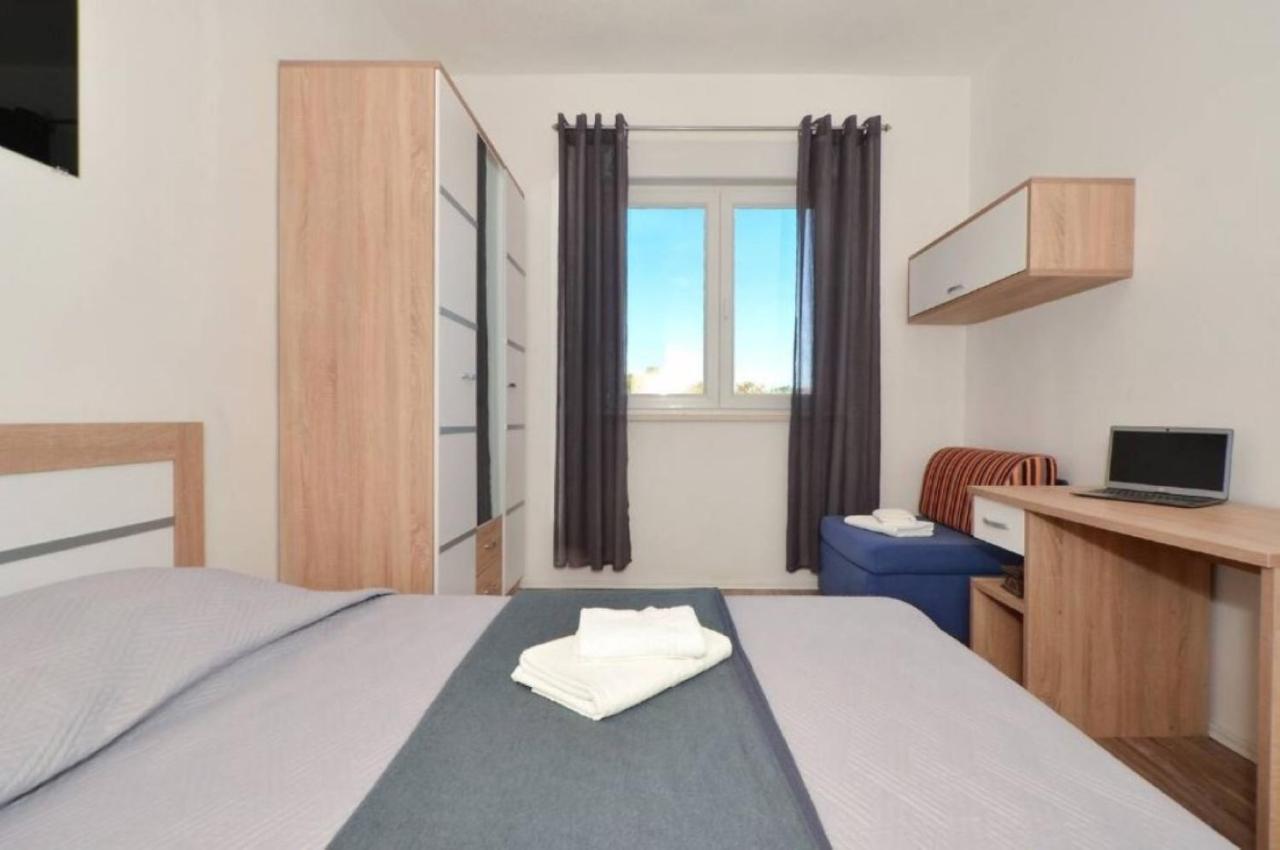 Apartments Villa Golden View 特罗吉尔 外观 照片
