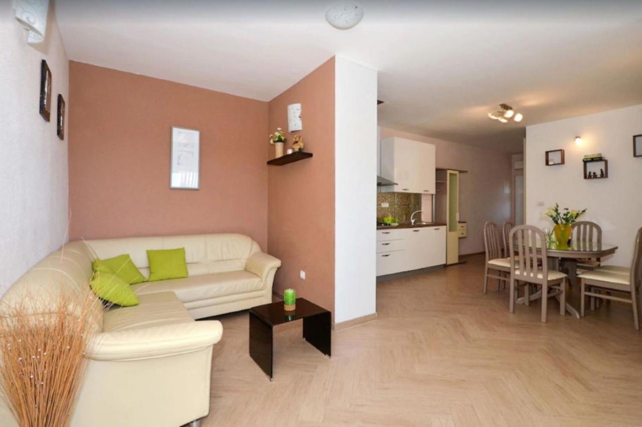 Apartments Villa Golden View 特罗吉尔 外观 照片