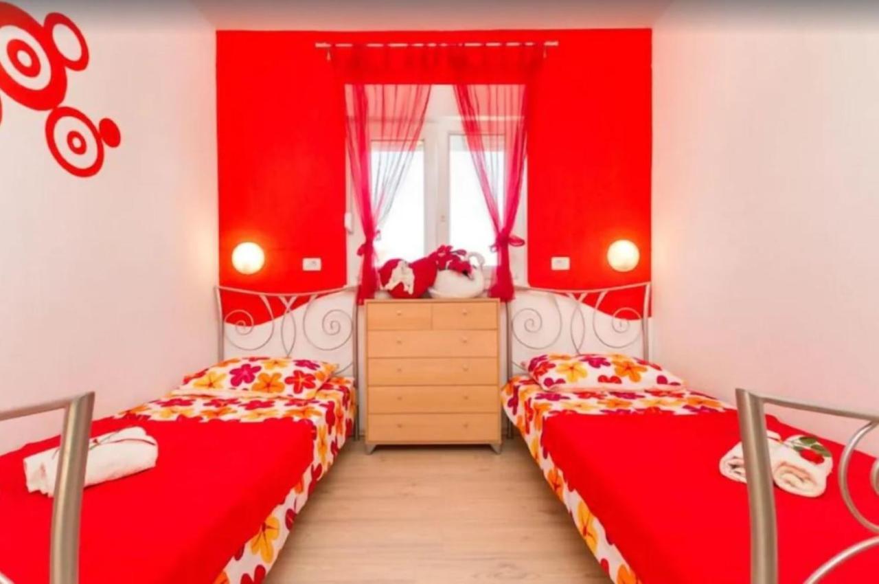 Apartments Villa Golden View 特罗吉尔 外观 照片