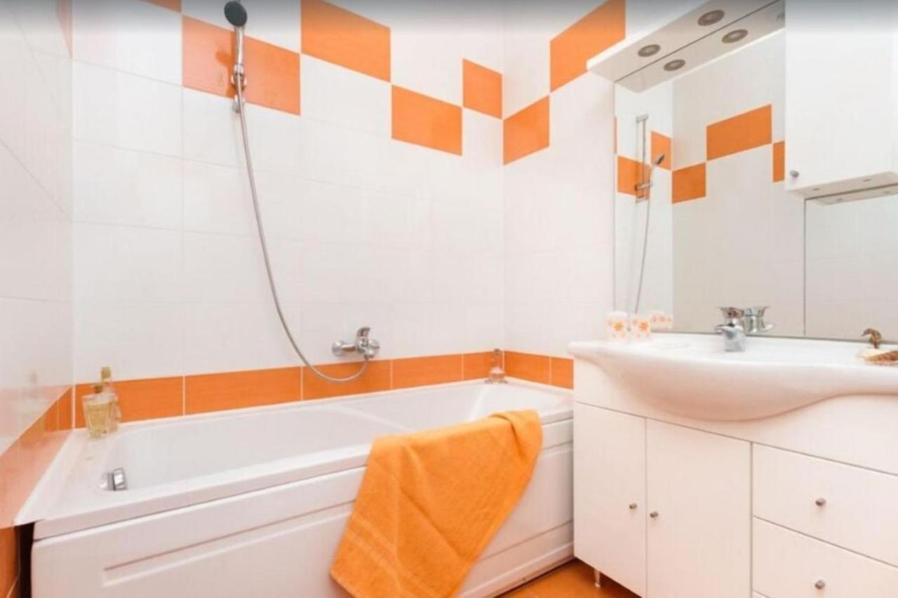 Apartments Villa Golden View 特罗吉尔 外观 照片