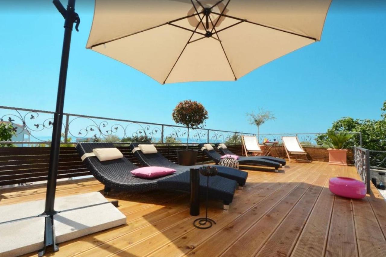 Apartments Villa Golden View 特罗吉尔 外观 照片